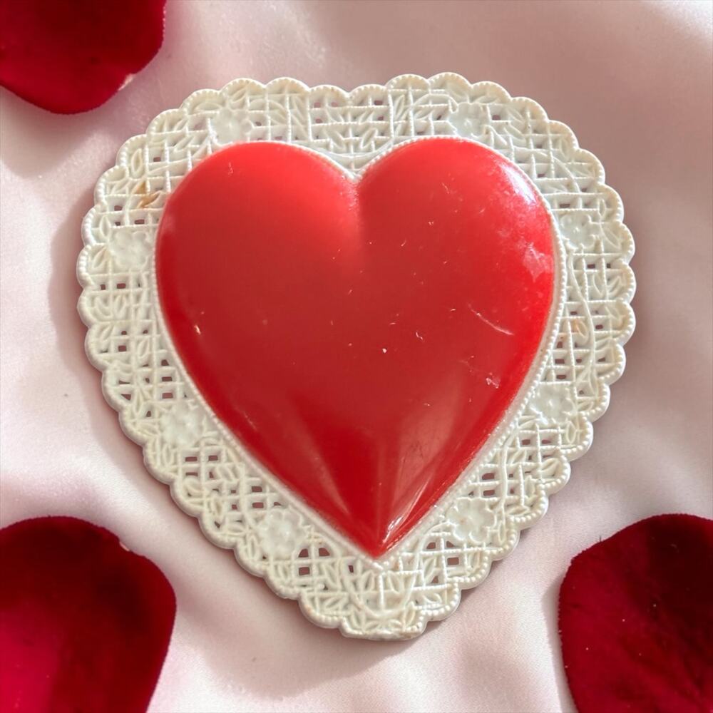 Vintage Red Heart Brooch White Lace Doily Valentine Lucite Plastic Pin Retro